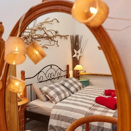 Thalassoxyla Apartment